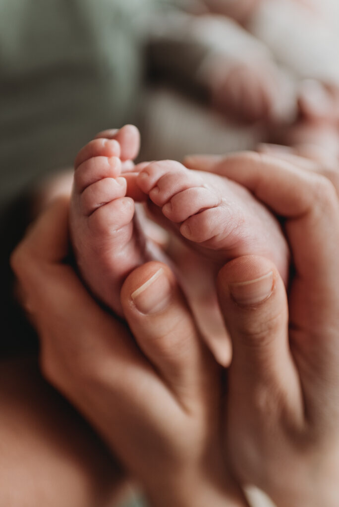 detail novorozeneckých nožiček